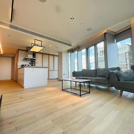 New Manhattan Loft Gardens Stratford ลอนดอน ภายนอก รูปภาพ
